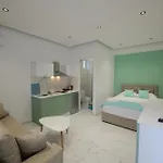 Veli Brothers Apartment Sarandë