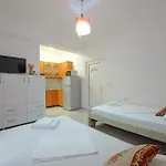 Veli Brothers Apartment Sarande