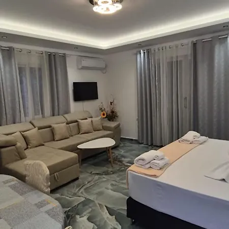 Veli Brothers Apartament Saranda